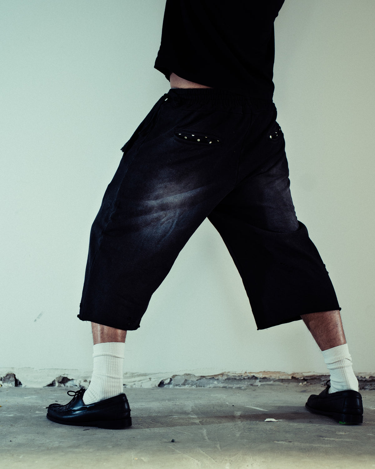 shawts - black