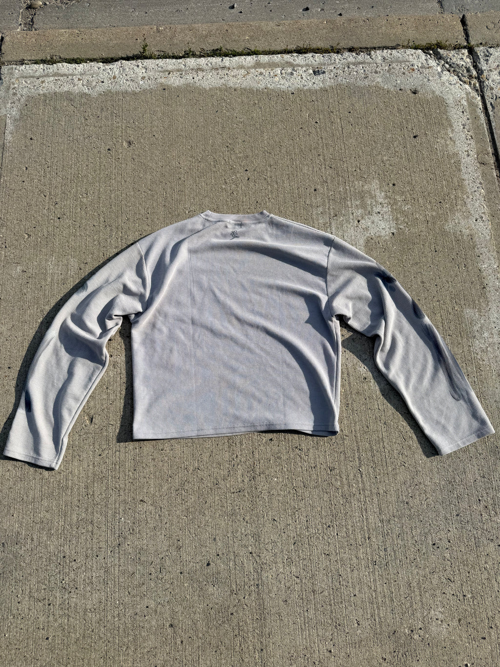be yuu tee - grey